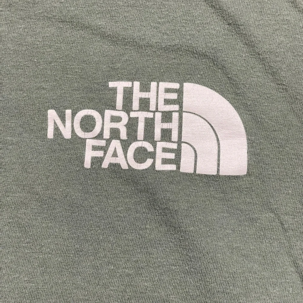 The North Face Long Sleeve T-Shirt Mens Small Green Graphic Logo Cotton Tee